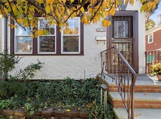 247-06 41st Ave, Little Neck, NY 11363