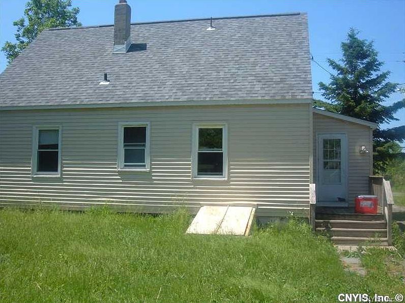 2nd image of 3538 Walters Rd