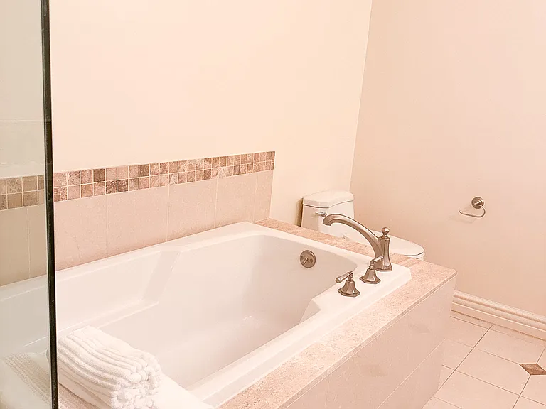 El Dorado Villas — Photo 35