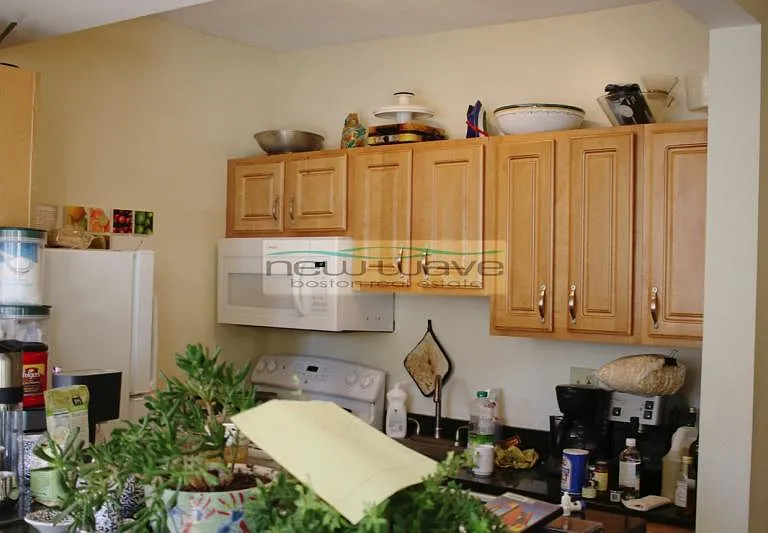 51 Queensberry St #5 — Photo 8