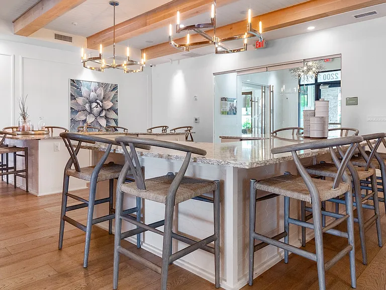 Oasis at Surfside — Photo 16