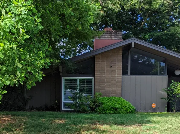 445 Boston Ct, Sacramento, CA 95864
