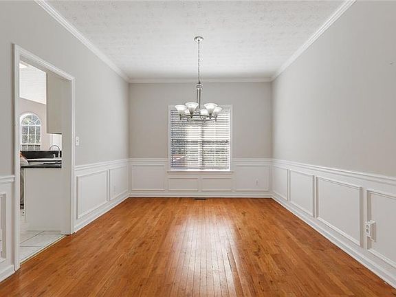 4th image of 5388 Beechwood Forest Dr