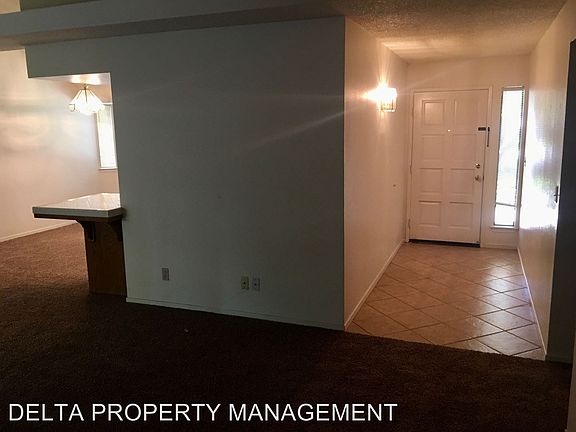3rd image of 1931 E Brandon Ln