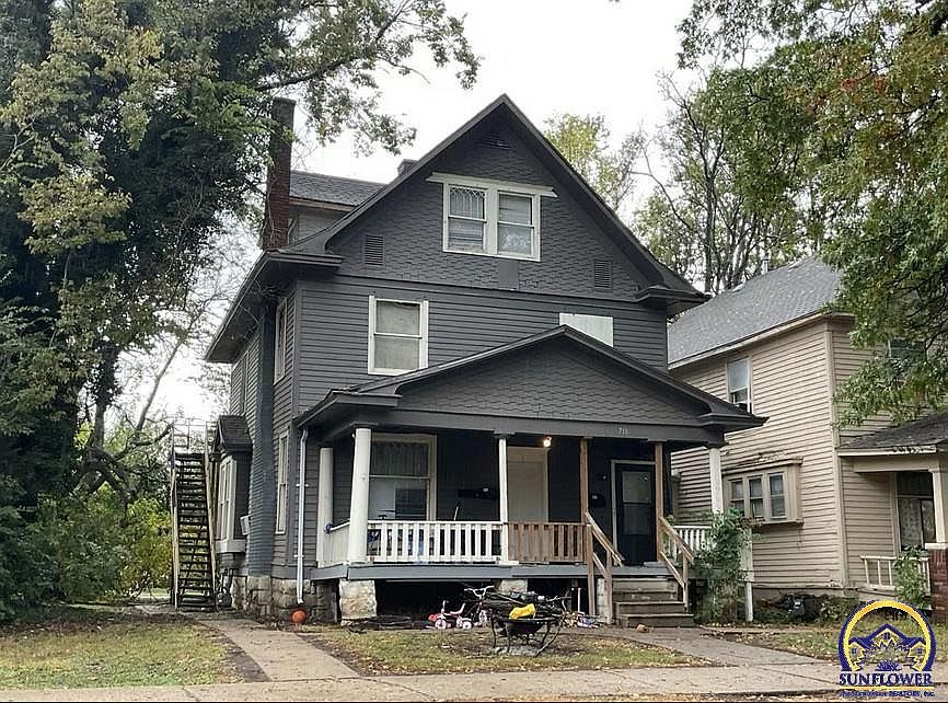 1st image of 711 SW Buchanan St