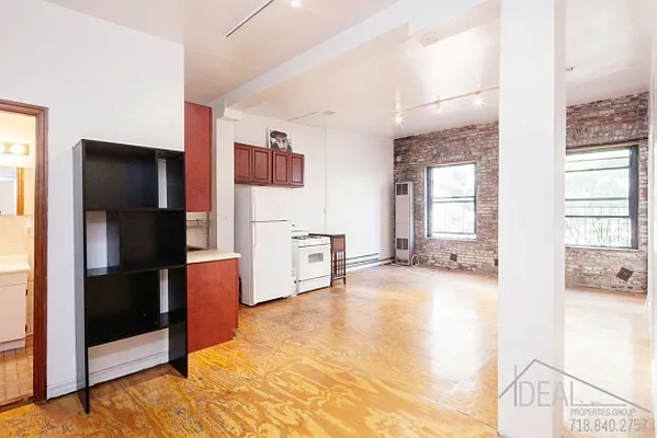 Rented by Ideal Properties Group | media 15