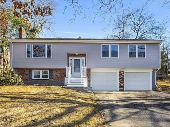 56 Bowdoin Dr, Milford, MA 01757