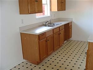 3rd image of 13029 Green Valley Dr