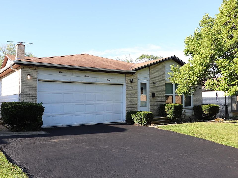 1st image of 338 E Yorkfield Ave