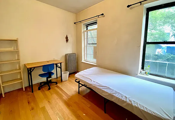 Rented by Corcoran | media 15