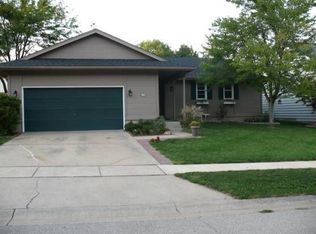 2258 S Franzy Dr, Decatur, IL 62521