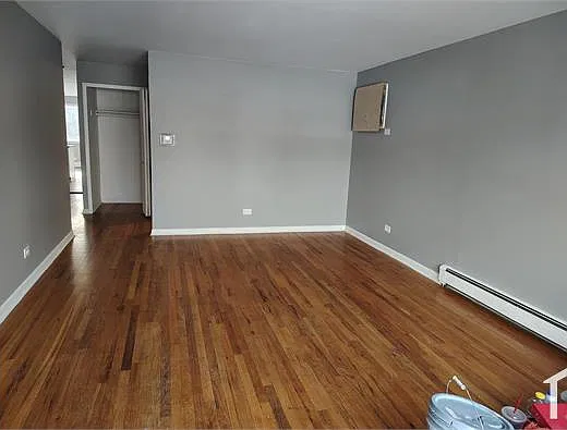 3 bed, 4791 sqft, $2,000 — Photo 4
