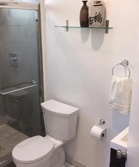 1360 Meadowbrook Ave — Photo 21