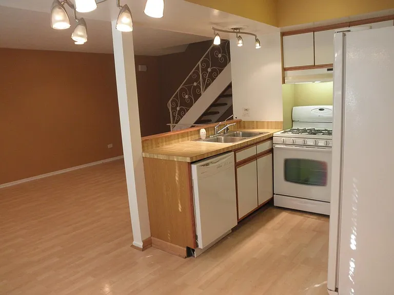 844 Inverrary Ln — Photo 8