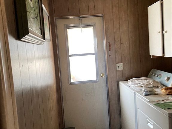 3rd image of 41450 Apple Ln