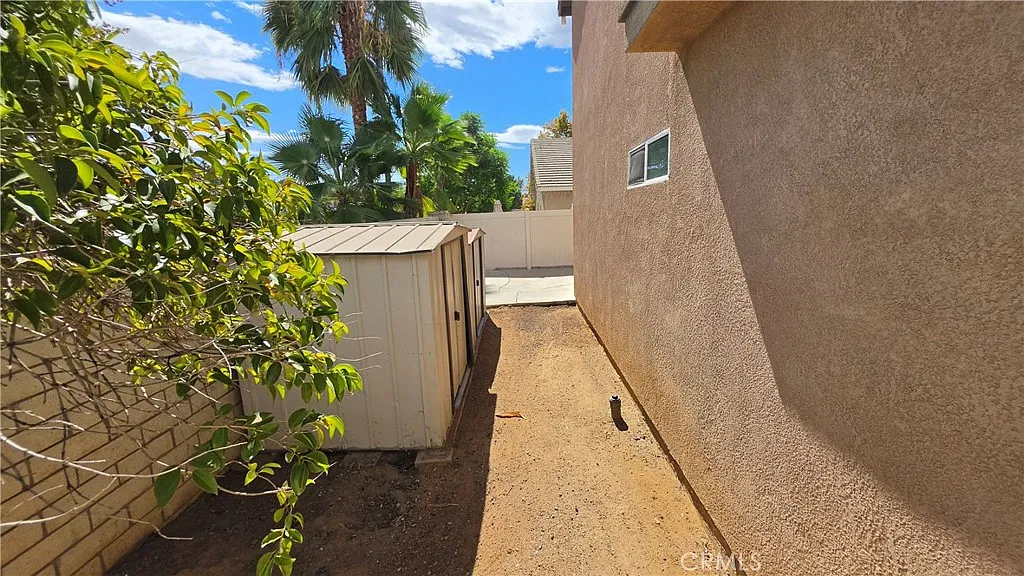 4 bed, 2864 sqft, $3,100 — Photo 4