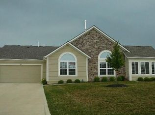 1073 Extraordinary Trl, Greenfield, IN 46140