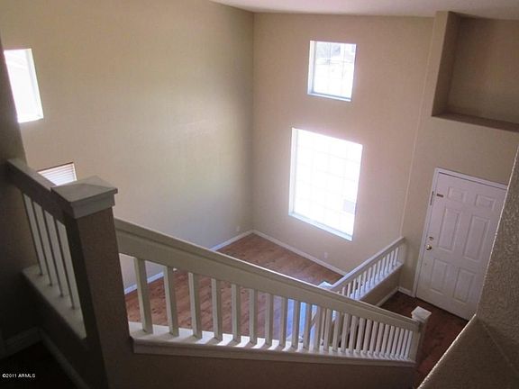 Staircase_-_4_Bedroom_home_in_Chandler_Arizona