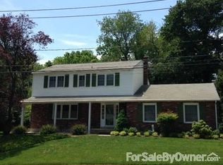 505 N Country Club Dr, Newark, DE 19711