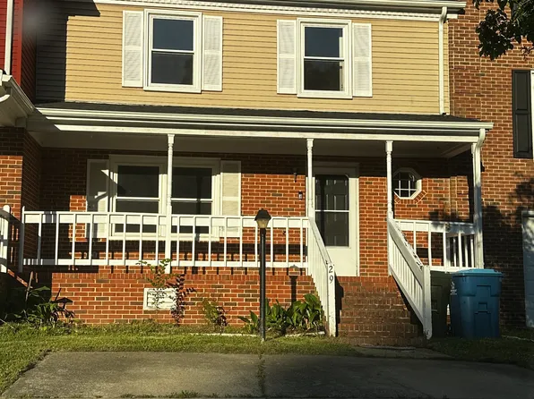 29 E Valasia Rd, Poquoson, VA 23662