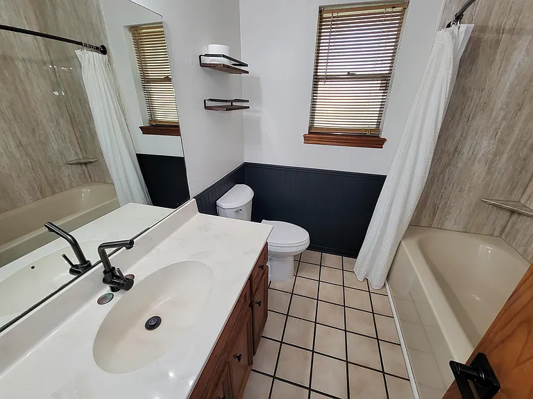 10282 Valley Dr S — Photo 21