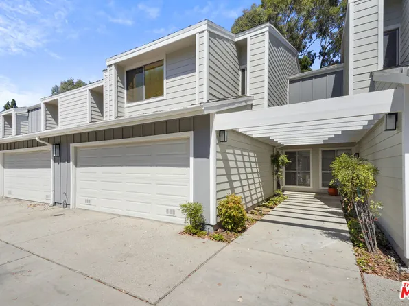 18105 Andrea Cir N Unit 4, Northridge, CA 91325