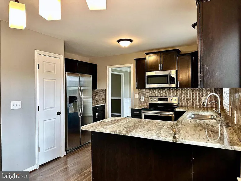 11622 Rutherford Dr — Photo 9