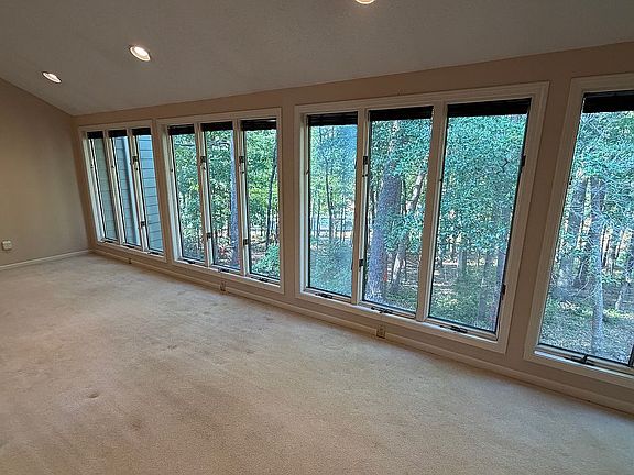 5th image of 1603 Leeward Rd