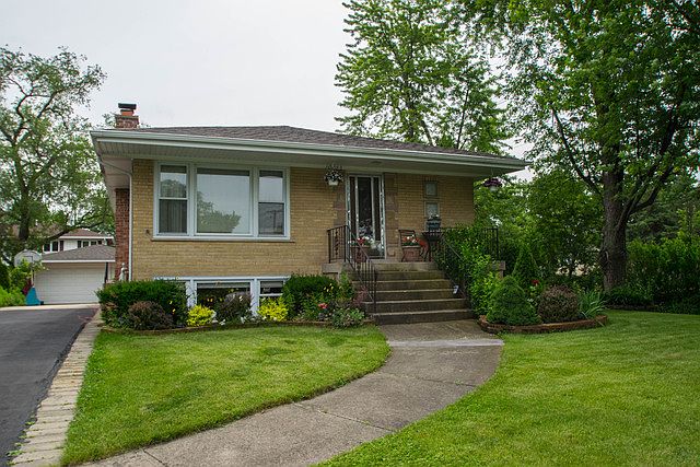 1st image of 10253 S 81st Ct