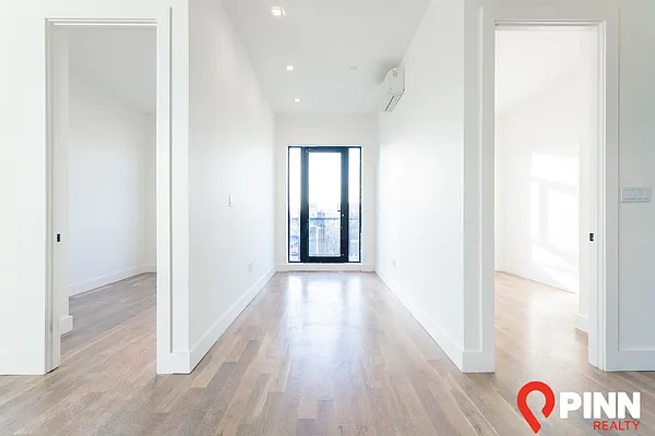 Rented by Pinn Realty | media 35