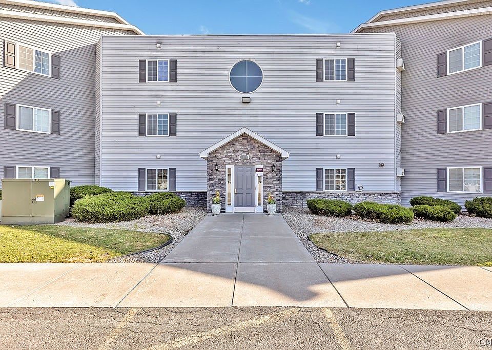 1st image of 1220 Landrush Way