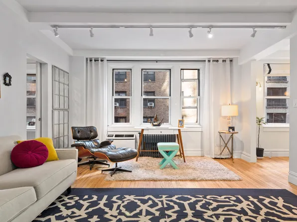 155 East 49th Street image 1 of 9