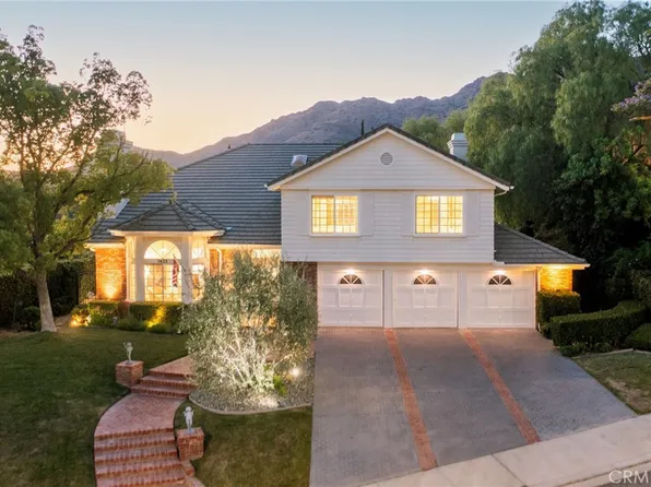5425 E Napoleon Ave, Oak Park, CA 91377