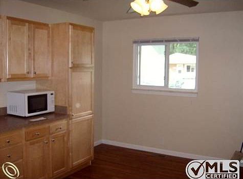 15500 Keeler - (kitchen updated