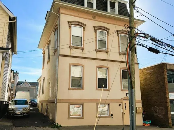 86 Paterson St, New Brunswick, NJ 08901