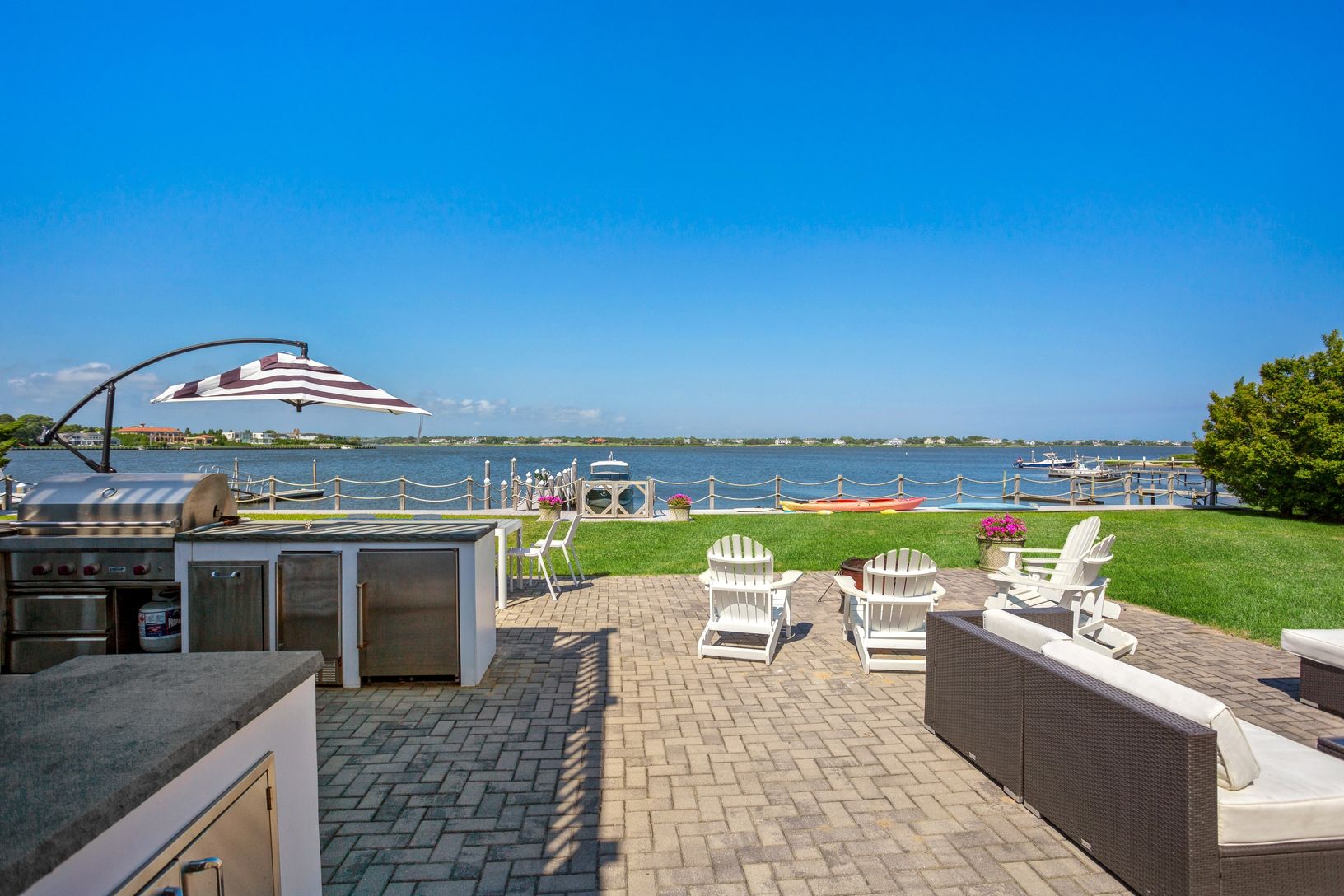  Views, expansive property, outdoor kitchen
