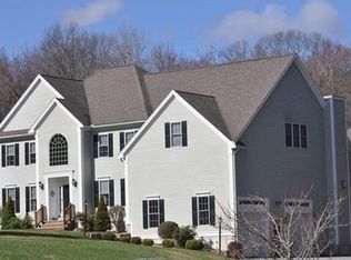 53 Locust St, Middleton, MA 01949