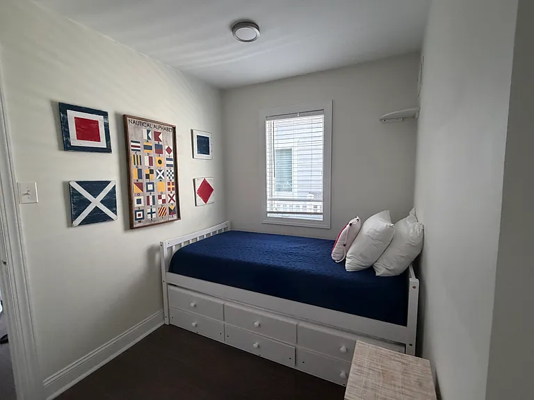 Twin bed with trundle