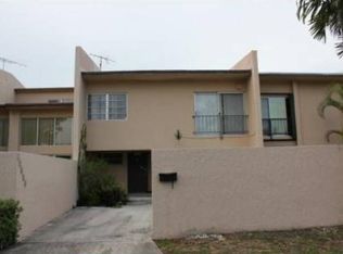 10655 SW 76th Ter, Miami, FL 33173