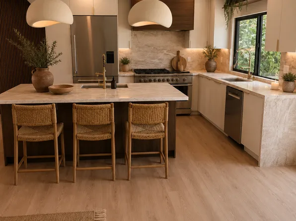 22938 Paul Revere Dr, Calabasas, CA 91302