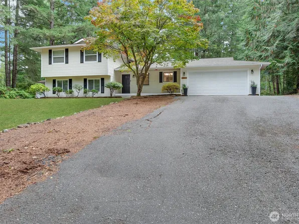 3510 SE St Pauls Ct, Port Orchard, WA 98367