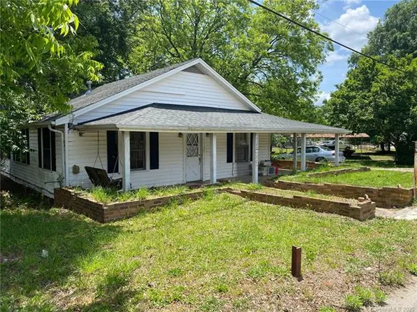 4304 Falls St, Gastonia, NC 28056