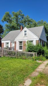 1109 Meadowbrook St, Inkster, MI, 48141