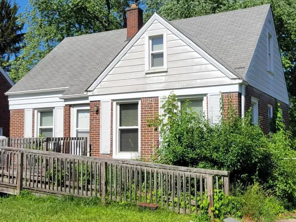 1109 Meadowbrook St, Inkster, MI 48141