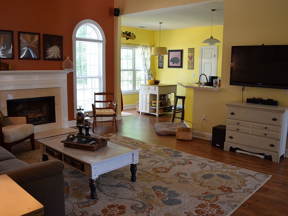 Living Room to Kitchen