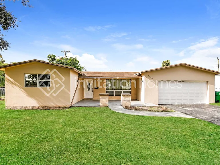 8950 SW 53rd St — Photo 1