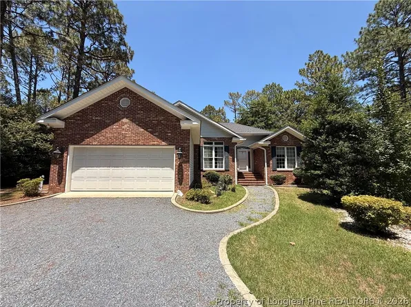 995 Greenbriar Dr, Vass, NC 28394