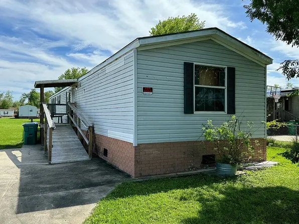 130 Little Rock Dr, Gray, LA 70359