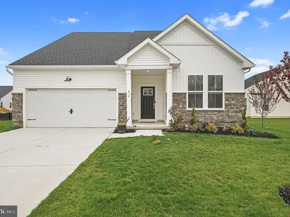 614 Virdin Dr, Smyrna, DE 19977