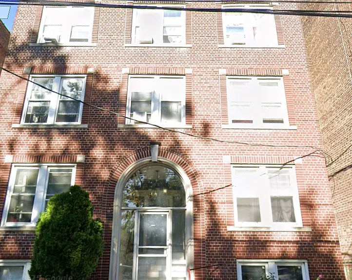 165 W 48th St #A01 — Photo 1